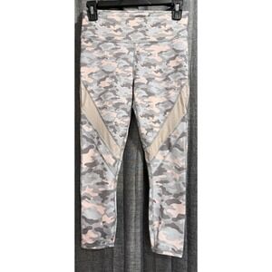 Fabletics Powerhold Leggings Womens Small Cropped Pink Camo Yoga Gym Mesh Cutout